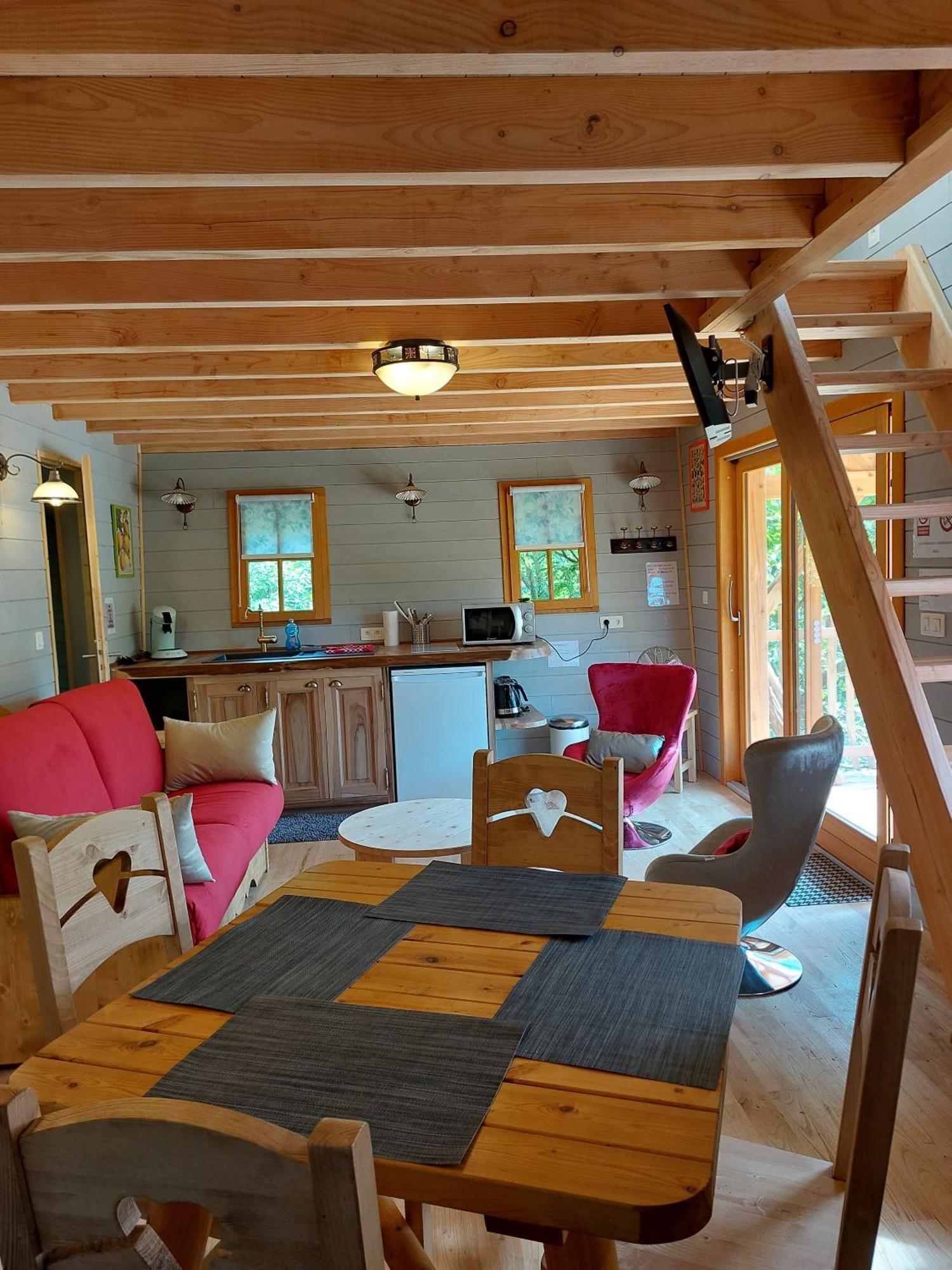 Roulottes Au Pied Du Vercors Saint-Jean-en-Royans Εξωτερικό φωτογραφία